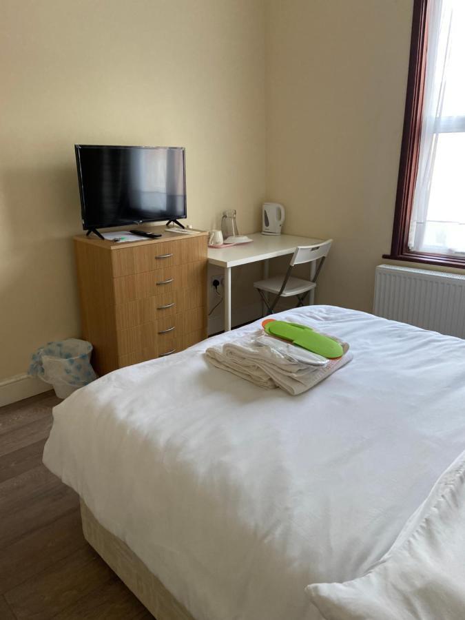 Hotel Glory House à Ilford Extérieur photo
